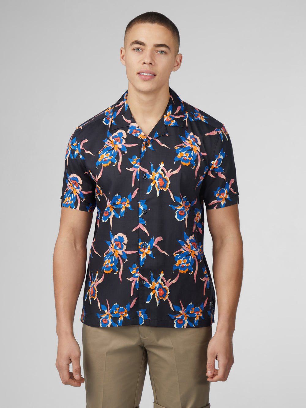 Black Ben Sherman Signature Botanical Print Shirts | ONAMCD-083