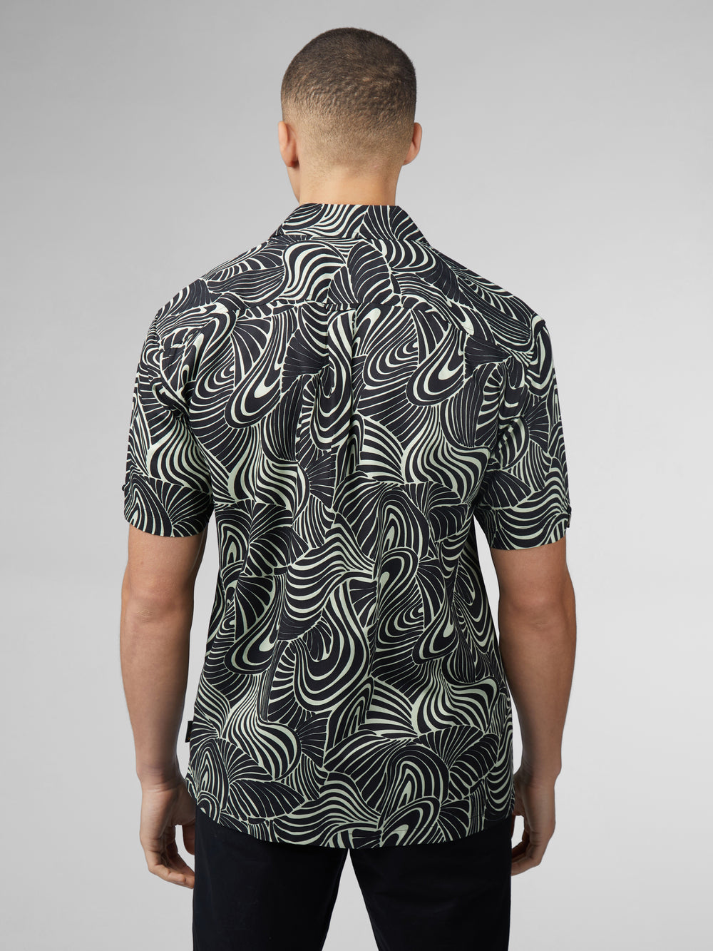 Mint Ben Sherman B by Ben Sherman Psychedelic Swirl Print Shirts | TQJOKM-125